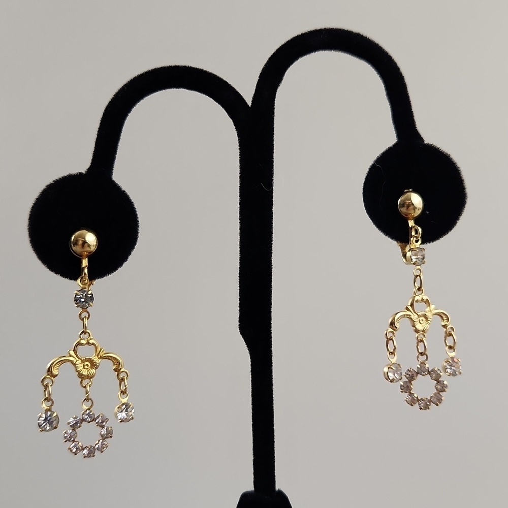 Elegant gold clip on earrings
